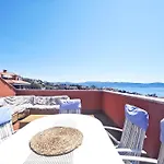 Desconectaengalicia Atico Miraflores 2 Con Piscina En *